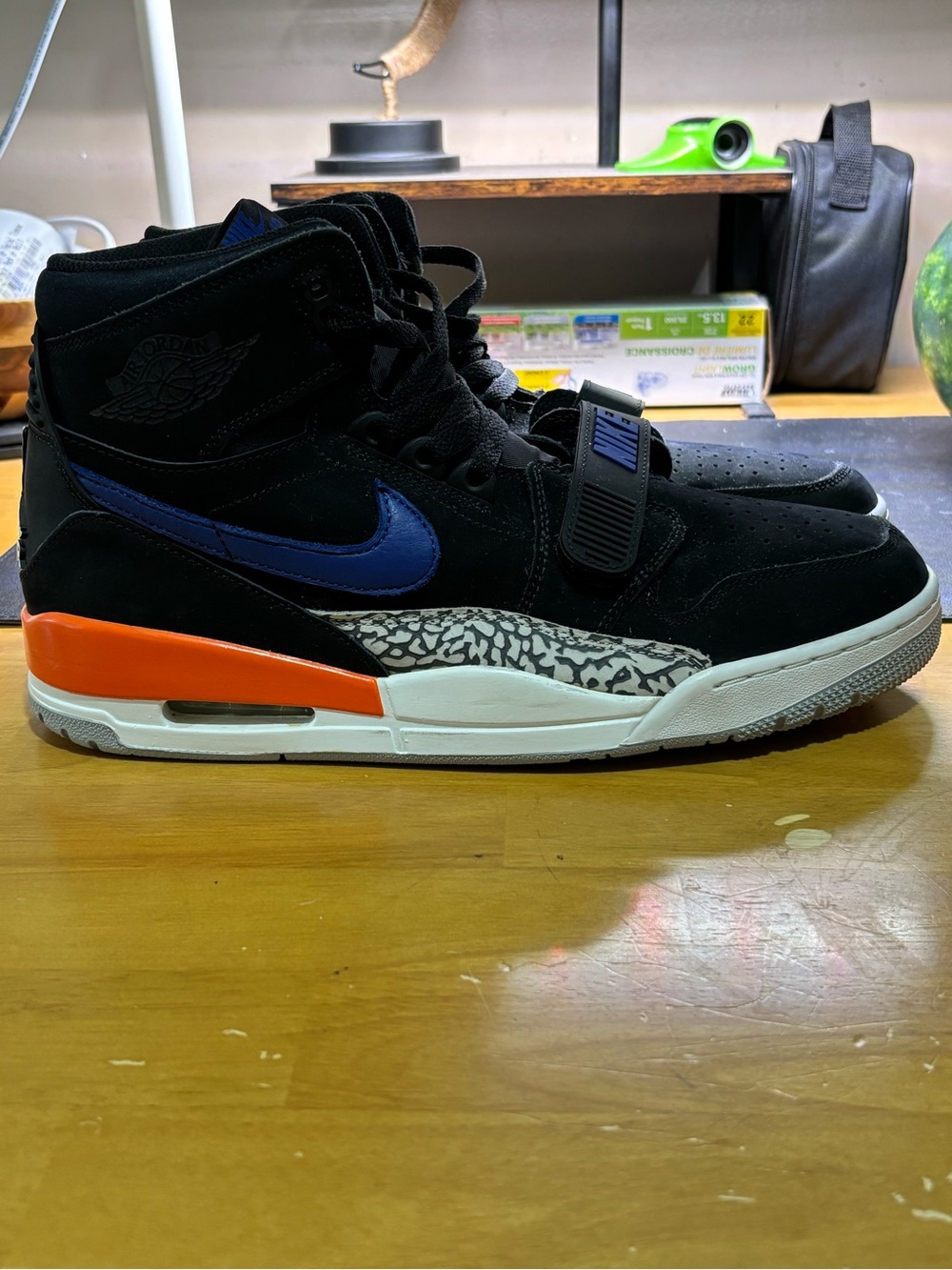 NIKE JORDAN LEGACY 312 ‘KNICKS’ MENS.
